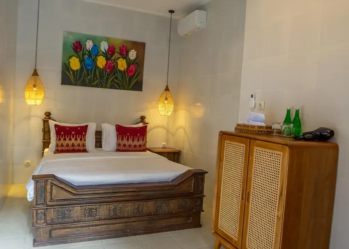 Atres Griya Villa 5 Private Bedroom Kuta