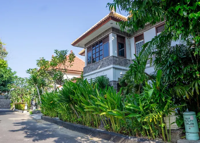 Atres Griya Villa 5 Private Bedroom Kuta