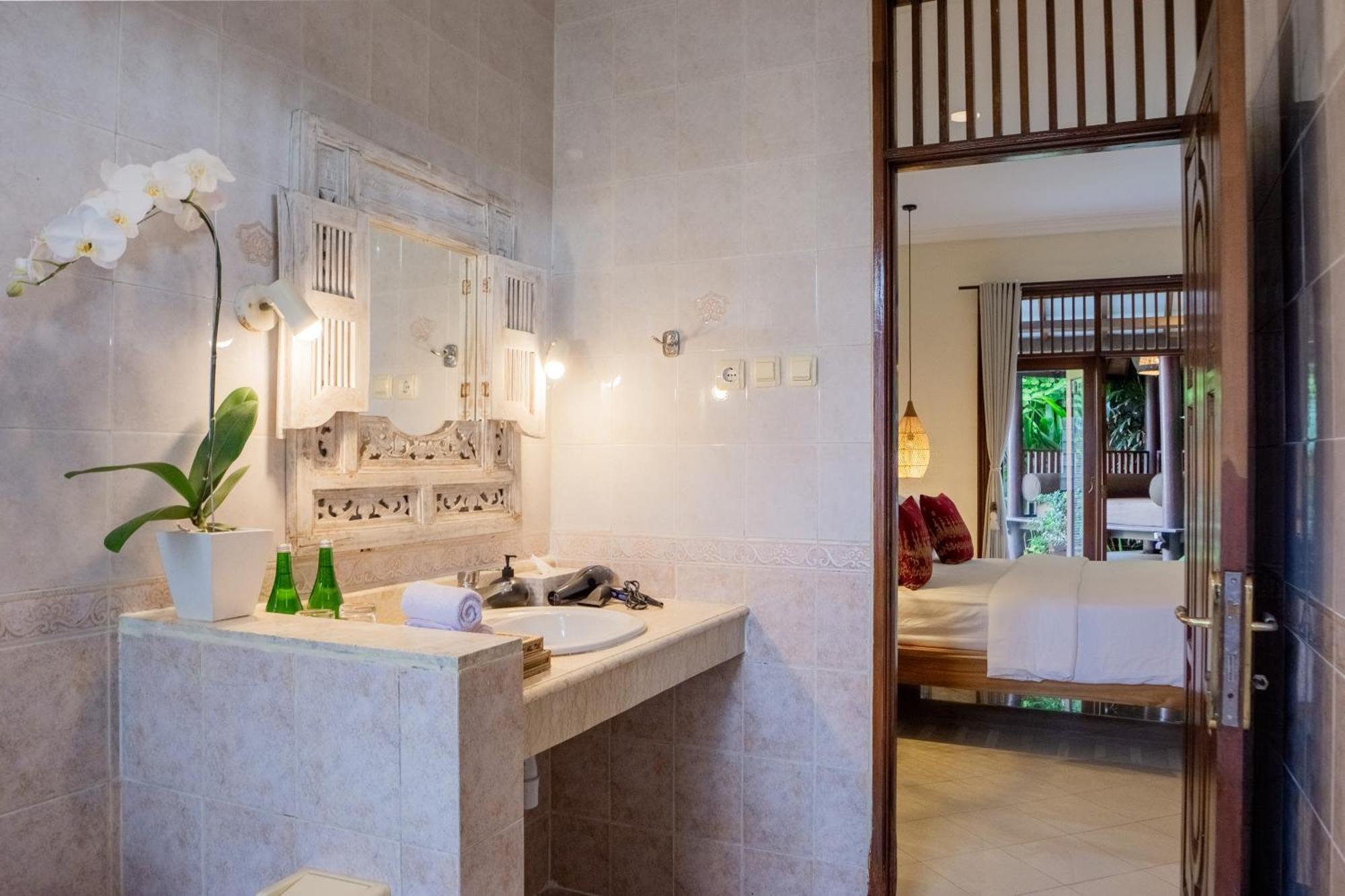 Atres Griya 5 Private Bedroom Kuta Villa Kuta Lombok