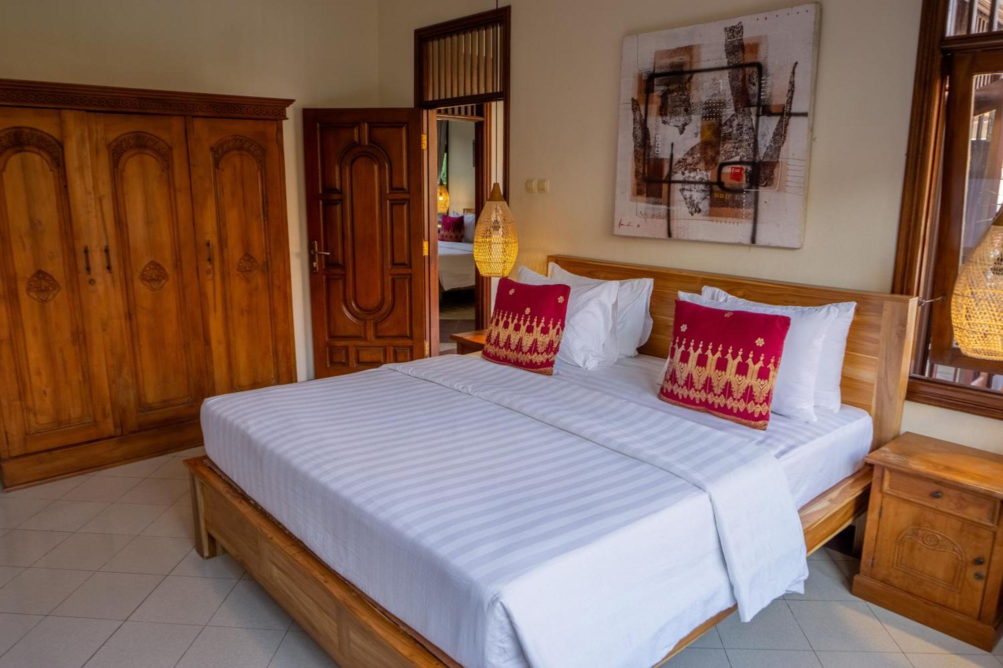 Atres Griya 5 Private Bedroom Kuta