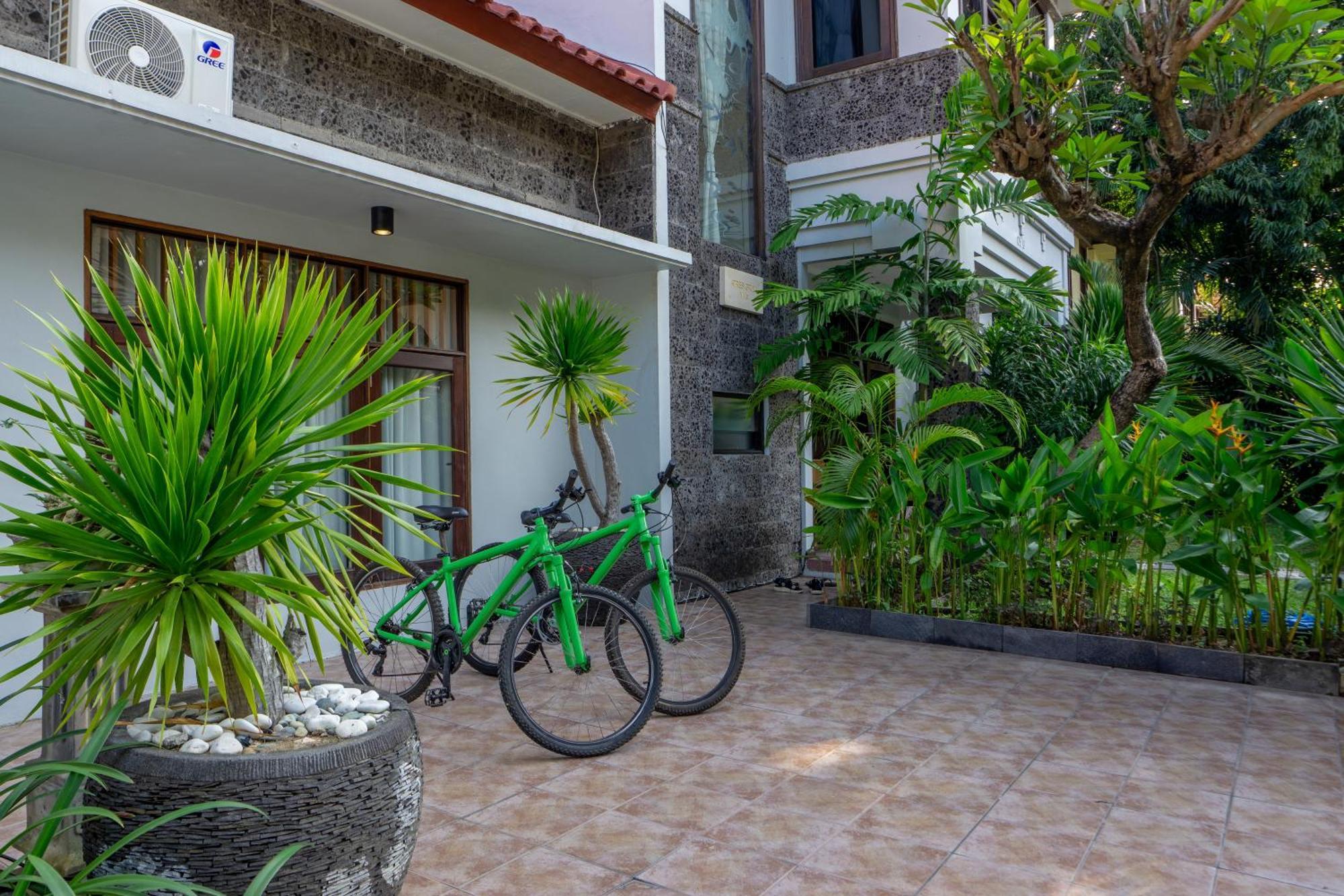 Atres Griya 5 Private Bedroom Kuta * Kuta Lombok